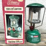 coleman コールマン ランタンMODEL 222A PEAK1 ミント品】コールマン 222 茶 1/83製 ピークワンランタン G2A