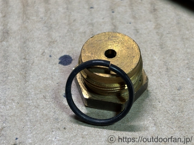 ちぎれたパッキン